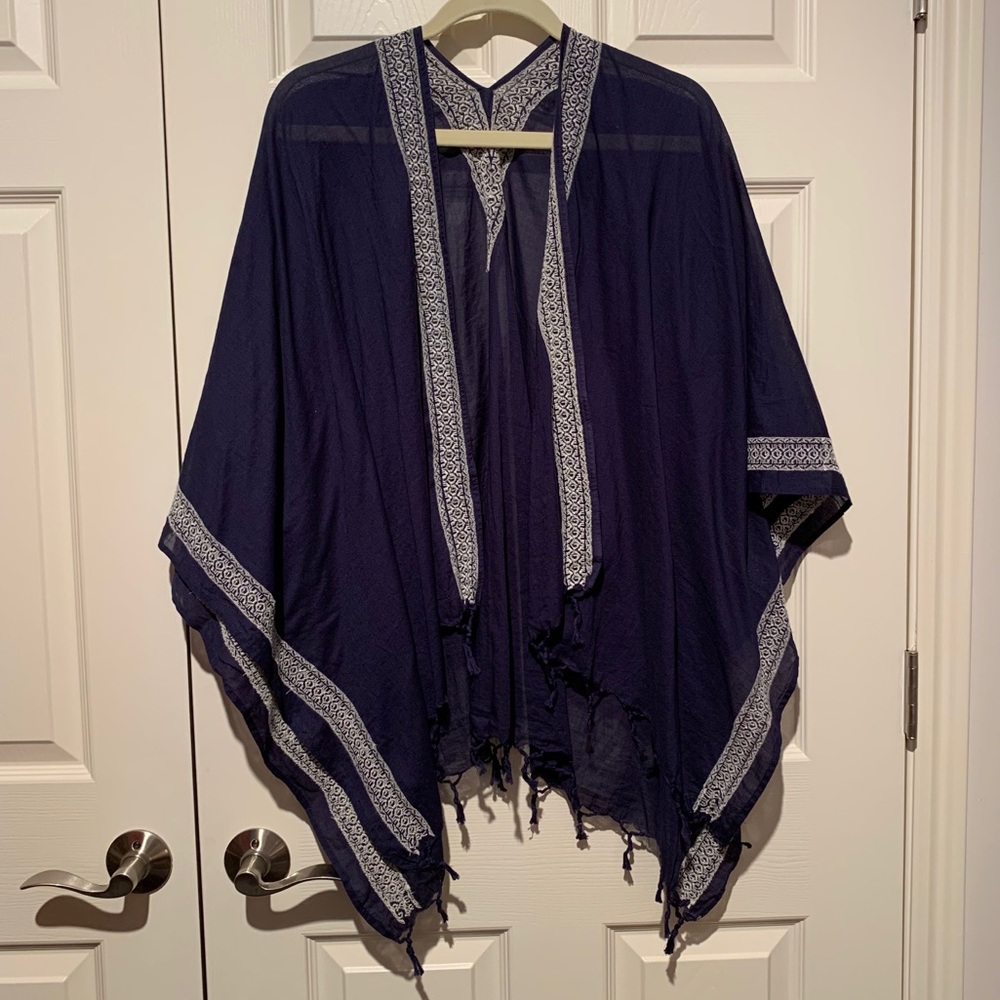 Aerie embroidered shall coverup OS